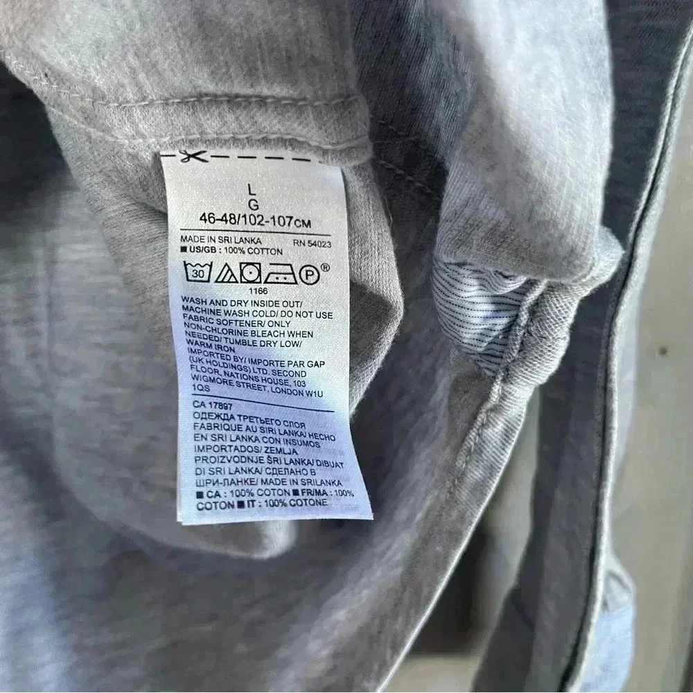 Banana Republic men’s performance knit button-down gray stretch‎ L